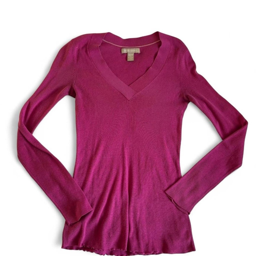 Banana republic V-Neck Long Sleeve Knit Top